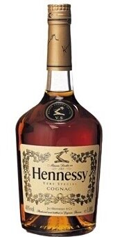 Hennessy Cognac VS 40% 70 cl. N 
MH7445/2790