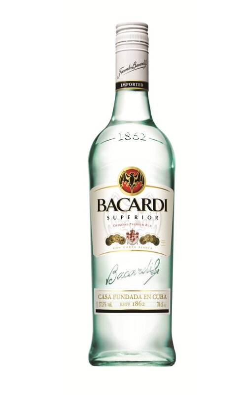 Bacardi Carta Blanca 37.5 % 70 cl. N 
BM7215/1081'8