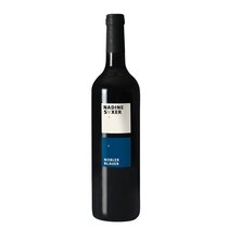 Nobler Blauer Pinot Noir, Nadine Saxer 75 cl.   
SX6535/0000