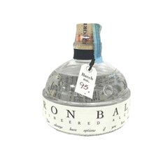 Iron Balls Gin 40 % 70 cl. N 
LT7434/0000